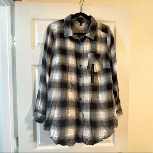 NEW WITH TAGS! Torrid Pocket Shirt - Brushed Plaid Black & White - Size 2